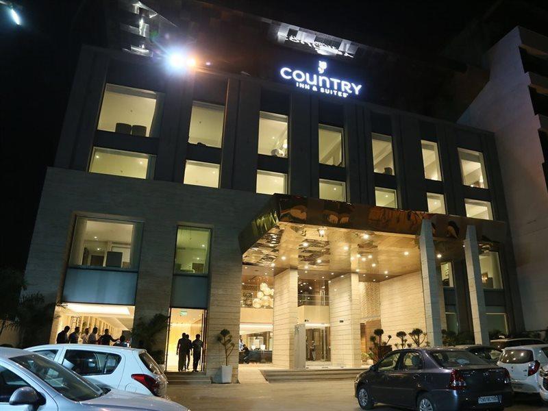 Country Inn & Suites By Radisson Chandigarh Zirakpur Экстерьер фото