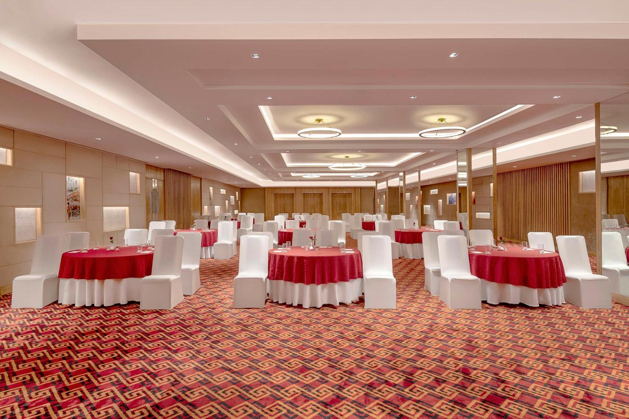 Country Inn & Suites By Radisson Chandigarh Zirakpur Экстерьер фото