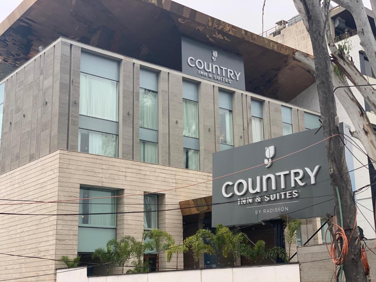 Country Inn & Suites By Radisson Chandigarh Zirakpur Экстерьер фото